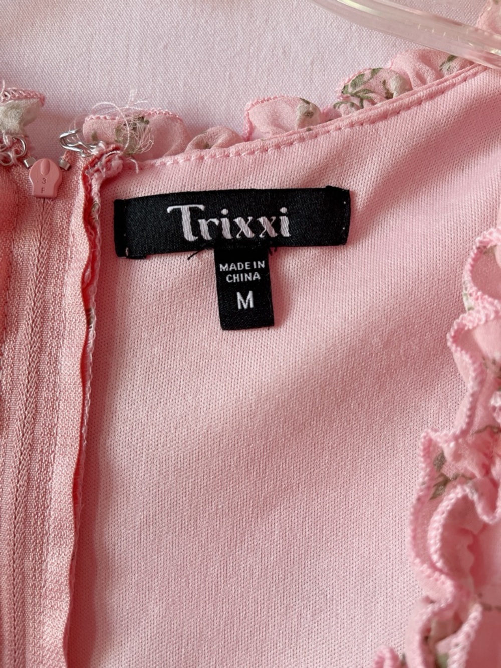 Trixxi Charming Pink Coquette Romper 🎀🤍🌿 - Picture 5 of 8